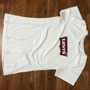 Levi’s logo t-shirt